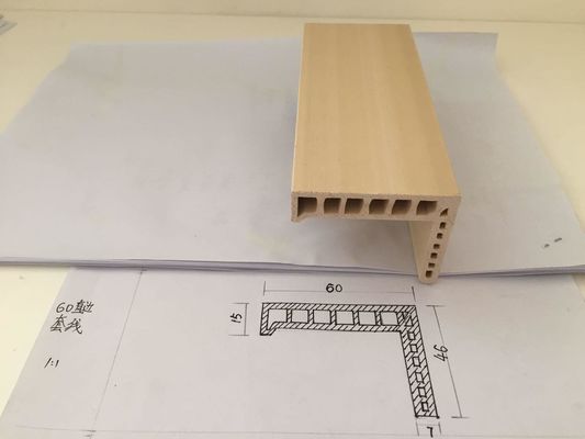 Хорошая цена. Отделка поверхности передачи тепла Architrave дверной рамы WPC водоустойчивым расклассифицированная огнем онлайн