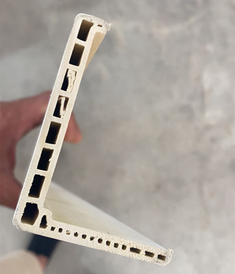 Хорошая цена. Водоустойчивая польза квартиры Architrave межкомнатной двери Израиля деревянная онлайн